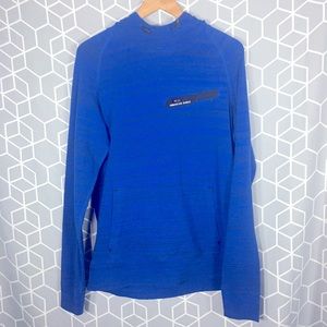 Youth American Eagle Pull Over.